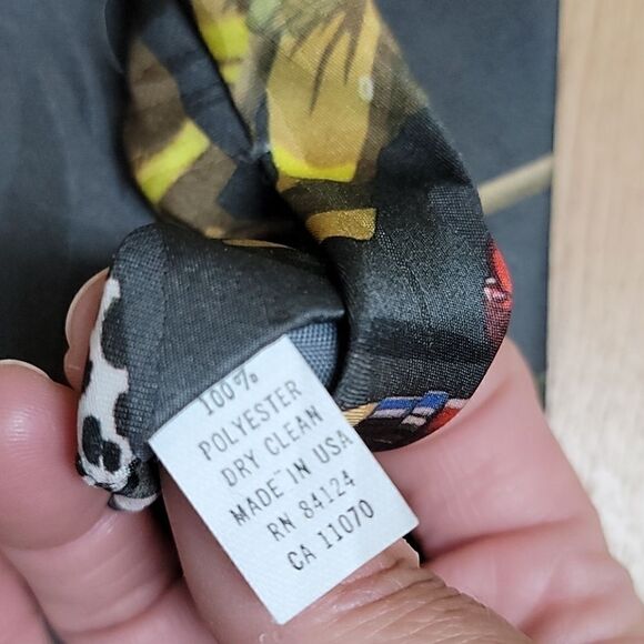RALPHāMARLINāFIREMANā
DALMATIONĀ TIE - Picture 6 of 7